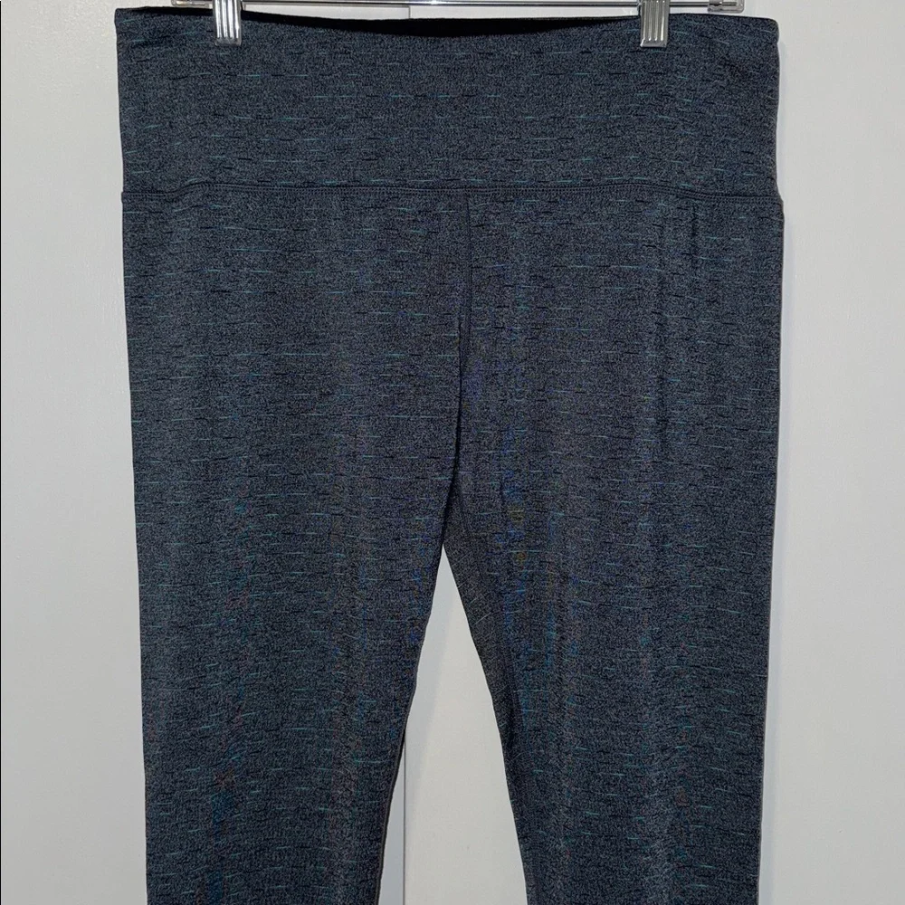 Tuff Athletics Leggings w Zip Security Pocket Gray Micro Stripe Women’s XL - Picture 2 of 12